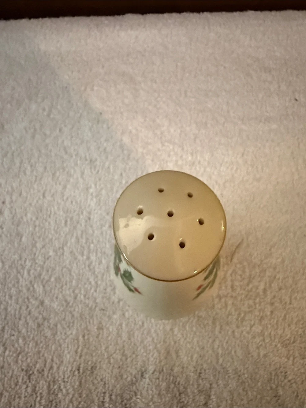 Lenox delicate cream